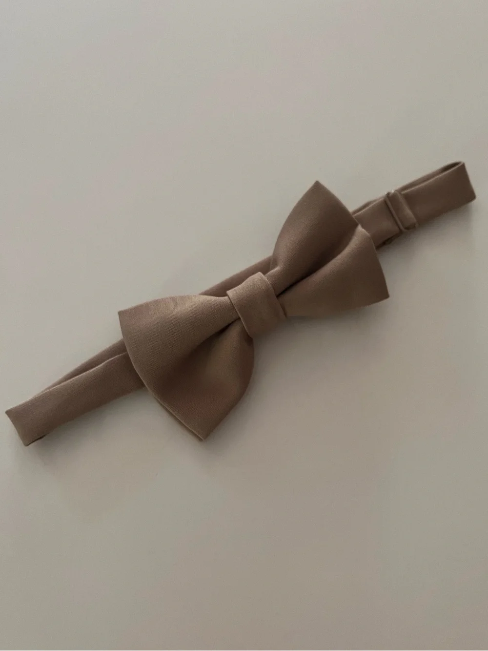 Men’s Bow Tie - Tan, Linen-like fabric, Adjustable, Groom, Wedding, Formal, NWOT